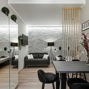 Super Modern And Design Apartment, A Due Passi Dai Navigli Appartamento